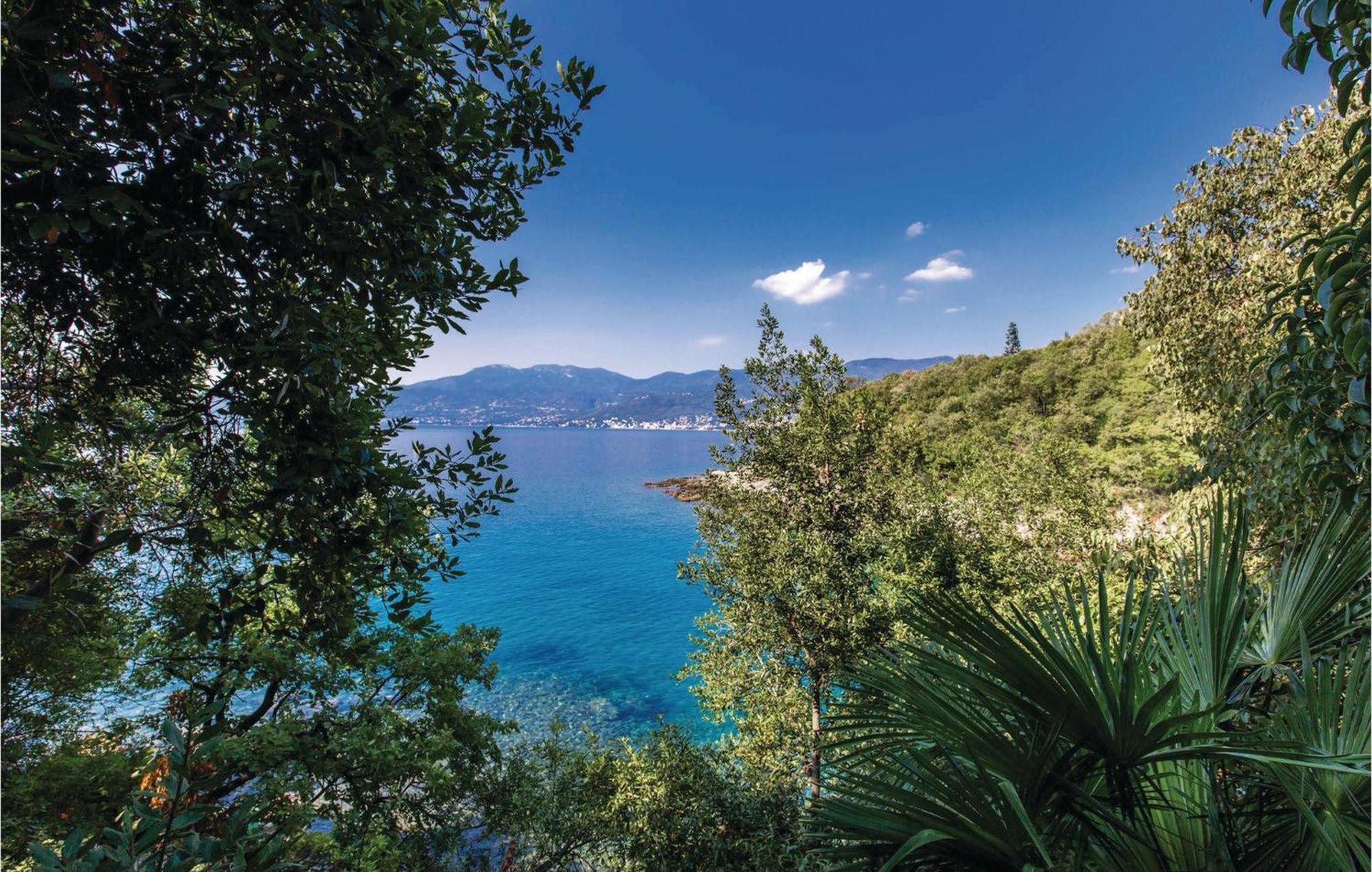 Gorgeous Apartment In Rijeka With House Sea View 外观 照片