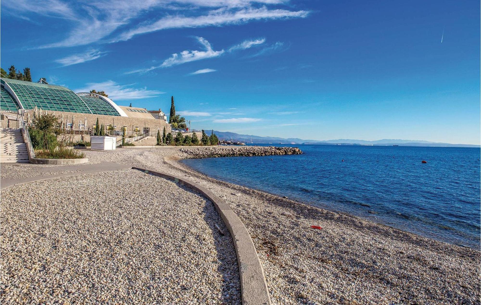 Gorgeous Apartment In Rijeka With House Sea View 外观 照片